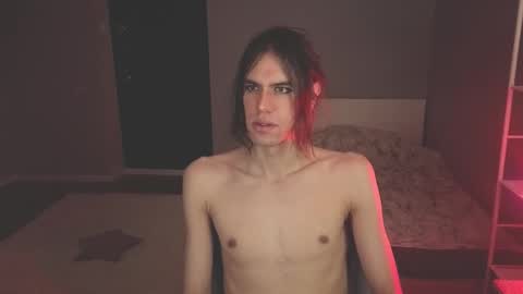 Snapshot of milaslovv chatting on January 19, 2026, 2:59 am Mila online show from January 19, 2026, 2:59 am