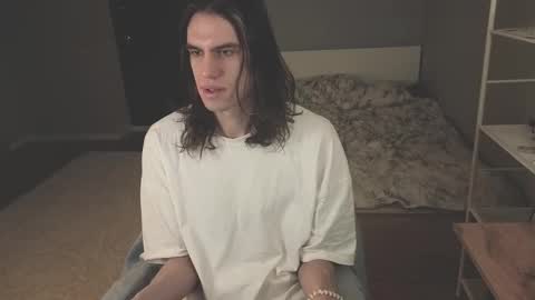 Snapshot of milaslovv chatting on February 13, 2026, 4:58 pm Mila online show from February 13, 2026, 4:58 pm