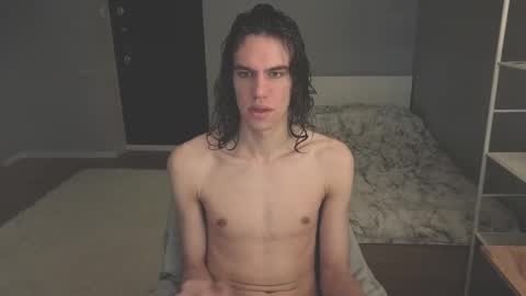 Snapshot of milaslovv chatting on February 14, 2026, 12:02 pm Mila online show from February 14, 2026, 12:02 pm