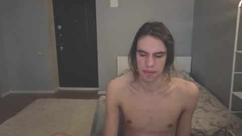 Snapshot of milaslovv chatting on February 15, 2026, 4:53 am Mila online show from February 15, 2026, 4:53 am