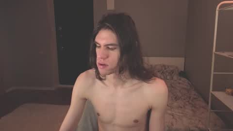 Snapshot of milaslovv chatting on February 22, 2026, 3:54 pm Mila online show from February 22, 2026, 3:54 pm