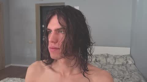 Snapshot of milaslovv chatting on March 2, 2026, 7:15 am Mila online show from March 2, 2026, 7:15 am