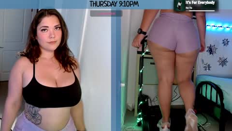 Snapshot of milavalentinax chatting on December 13, 2024, 2:10 am Mila Valentina online show from December 13, 2024, 2:10 am