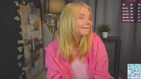 Mila online show from January 27, 2025, 2:31 am