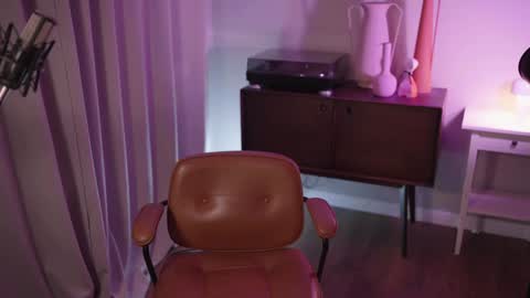 M  Telegram mamagotachannel online show from December 19, 2024, 2:24 pm