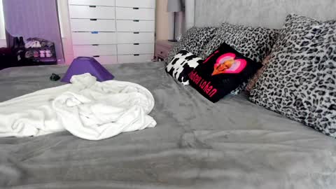 ALL MY LINKS -  online show from December 5, 2024, 7:17 pm