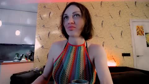 Milena Hardy online show from December 7, 2024, 2:42 am