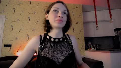 Milena Hardy online show from January 4, 2025, 4:44 am