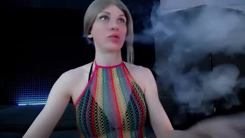 Milena Hardy online show from October 14, 2025, 2:34 am