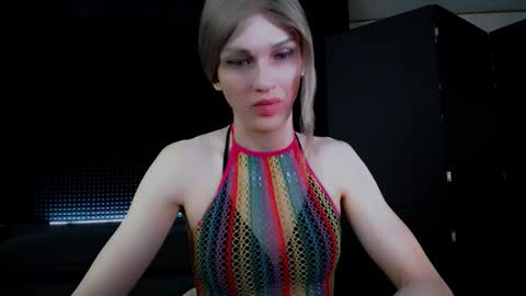 Milena Hardy online show from October 15, 2025, 4:56 am