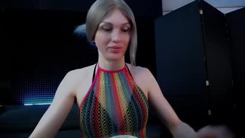 Milena Hardy online show from October 18, 2025, 4:15 am