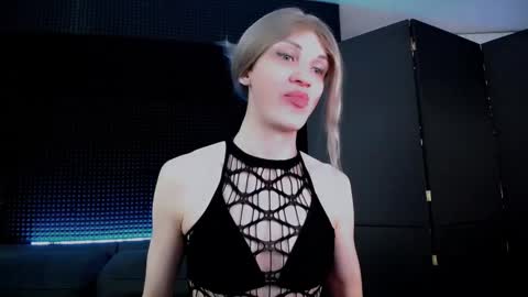 Milena Hardy online show from October 20, 2025, 3:51 am