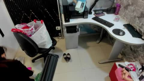 Milena online show from March 12, 2026, 10:54 am