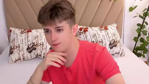 Snapshot of miless_cooper chatting on May 31, 2026, 4:53 am Miles online show from May 31, 2026, 4:53 am