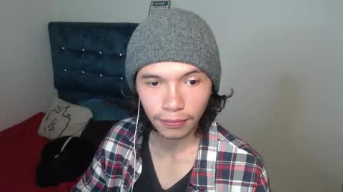 milesxoxo6969 online show from November 3, 2025, 12:35 am