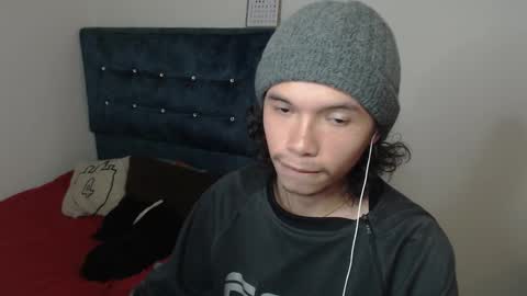 milesxoxo6969 online show from November 10, 2025, 6:18 pm