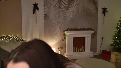 Miley online show from December 16, 2025, 8:19 am