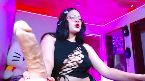 Miley Berry online show from March 3, 2026, 8:37 pm