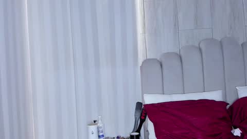 MILEY  online show from October 4, 2025, 12:58 pm