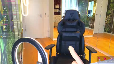 Miley Sin online show from March 5, 2026, 2:13 pm