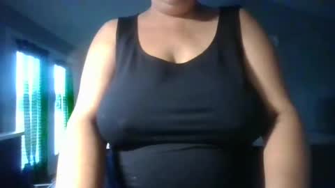 milf902xx online show from September 22, 2025, 10:28 am