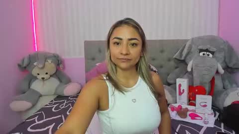 Antonella online show from January 30, 2025, 1:10 pm