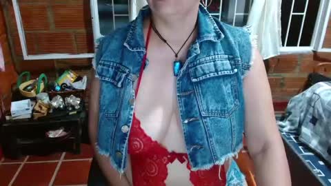 Ana online show from October 7, 2025, 3:58 am