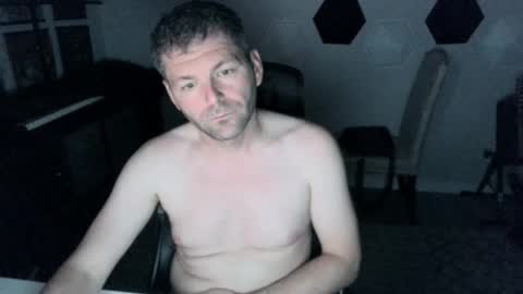 milf_hunter567 online show from October 17, 2025, 3:10 am