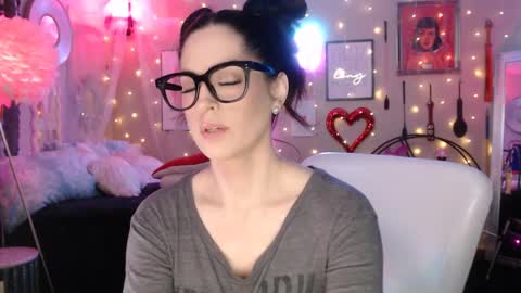 Snapshot of milf_lacey chatting on March 2, 2025, 3:05 pm Milf Lacey online show from March 2, 2025, 3:05 pm