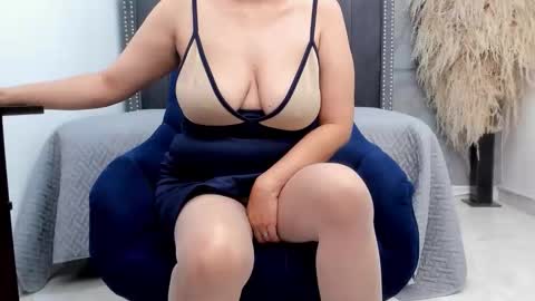 Milf Loven online show from February 25, 2026, 7:56 pm
