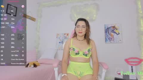 Aura  online show from April 9, 2026, 2:44 am