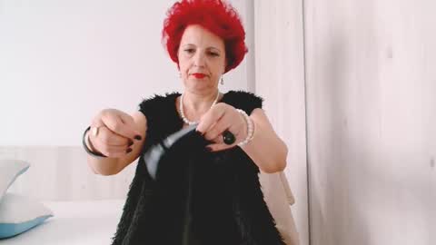 Milfsupreme online show from September 30, 2025, 11:37 am