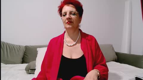 Milfsupreme online show from February 19, 2026, 10:06 pm