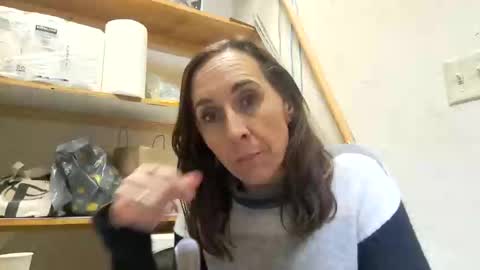 Jessica and Roger online show from February 18, 2025, 9:31 pm