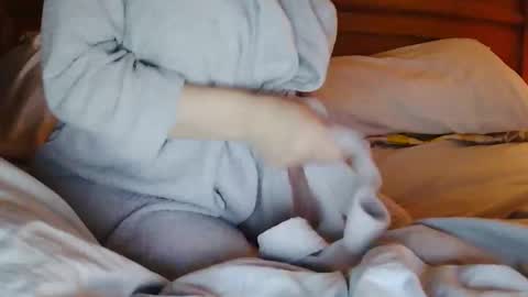 MilfyTitts online show from October 21, 2025, 1:23 pm