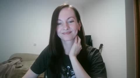 miliah online show from October 13, 2025, 6:52 pm