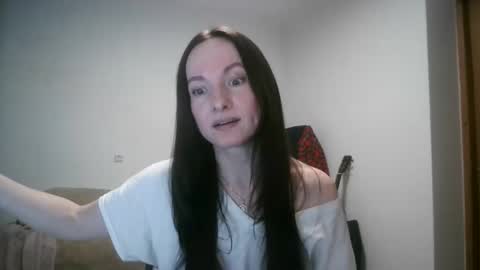 miliah online show from October 18, 2025, 6:41 pm