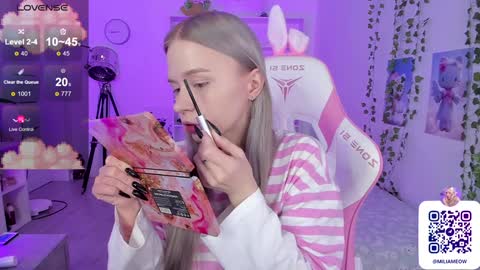 Milia online show from December 22, 2024, 1:23 am