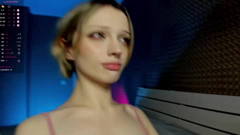 Mila 3 aka Deepthroat World Champion online show from November 21, 2025, 7:23 pm