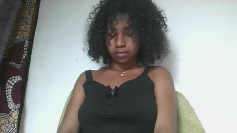 Snapshot of milinasy chatting on February 13, 2026, 5:58 am milinasy online show from February 13, 2026, 5:58 am