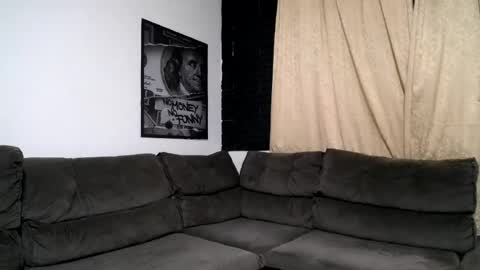 milioncouple online show from July 25, 2026, 9:56 pm