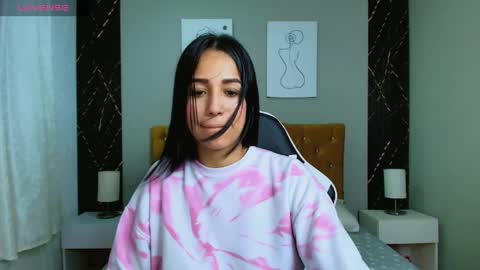 Snapshot of milk_little4u chatting on May 2, 2026, 12:04 am luci online show from May 2, 2026, 12:04 am