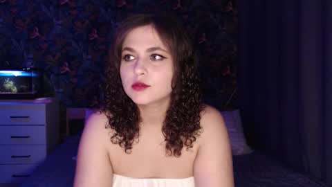 Stella and Neo online show from September 11, 2025, 4:23 am