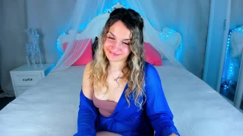 Snapshot of milkablond chatting on April 1, 2026, 1:06 am milkablond online show from April 1, 2026, 1:06 am