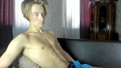 Snapshot of milkiwy chatting on September 14, 2025, 6:23 am Isaac online show from September 14, 2025, 6:23 am