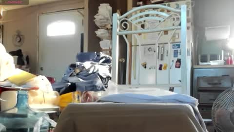 Snapshot of milkman2484 chatting on January 9, 2026, 8:43 pm MilkMan2484 online show from January 9, 2026, 8:43 pm