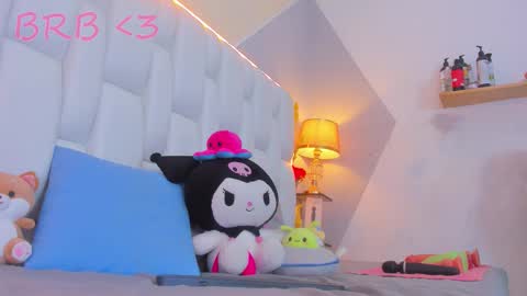 Michelle  online show from September 20, 2025, 12:17 pm