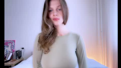 milky__way_ online show from July 2, 2026, 2:23 pm