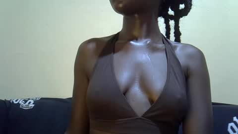 milky_cocoh online show from April 23, 2026, 9:08 am