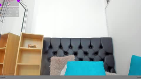 Snapshot of milky_lau_18 chatting on February 16, 2025, 5:48 pm milky_lau_18 online show from February 16, 2025, 5:48 pm